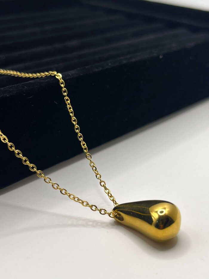 Colar Gota Pequena Dourada