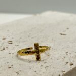 Anel Crucifixo Ajustável