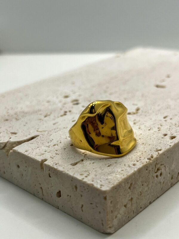 Anel Esfera Textura Orgânica Ajustável Dourado