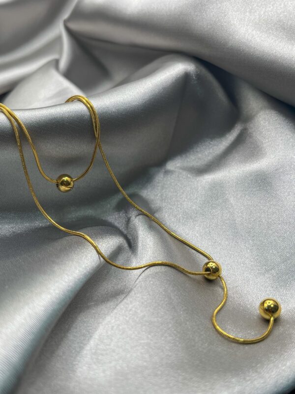 Colar Bolas Assimétricas Dourado