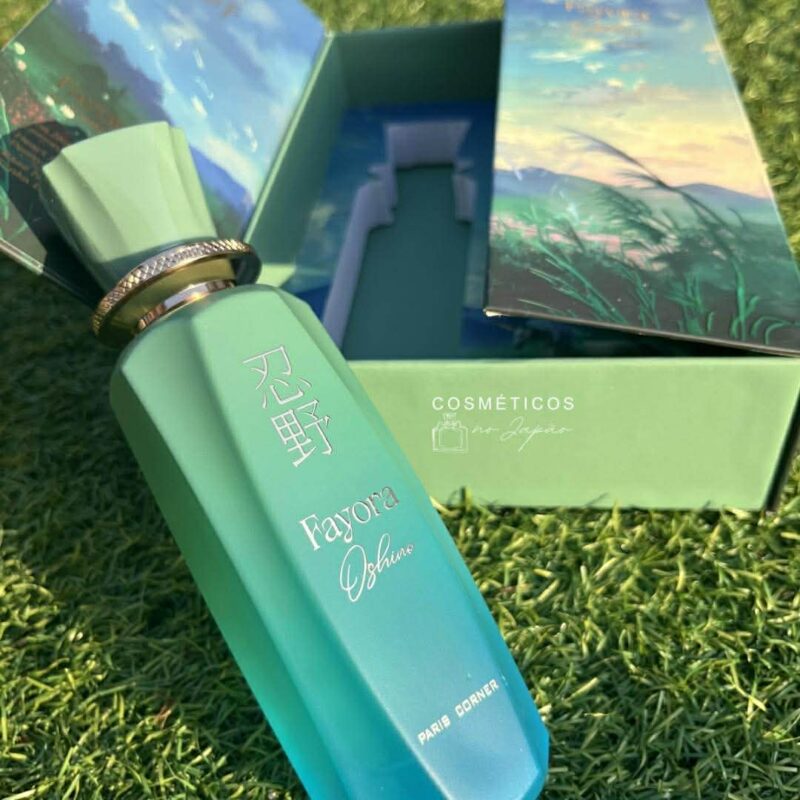 Fayora Oshino Paris Corner